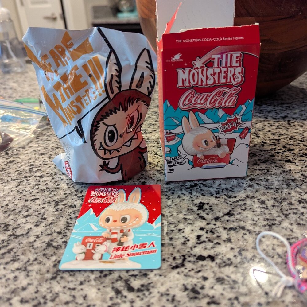 Coca-Cola Labubu Little Snowmen